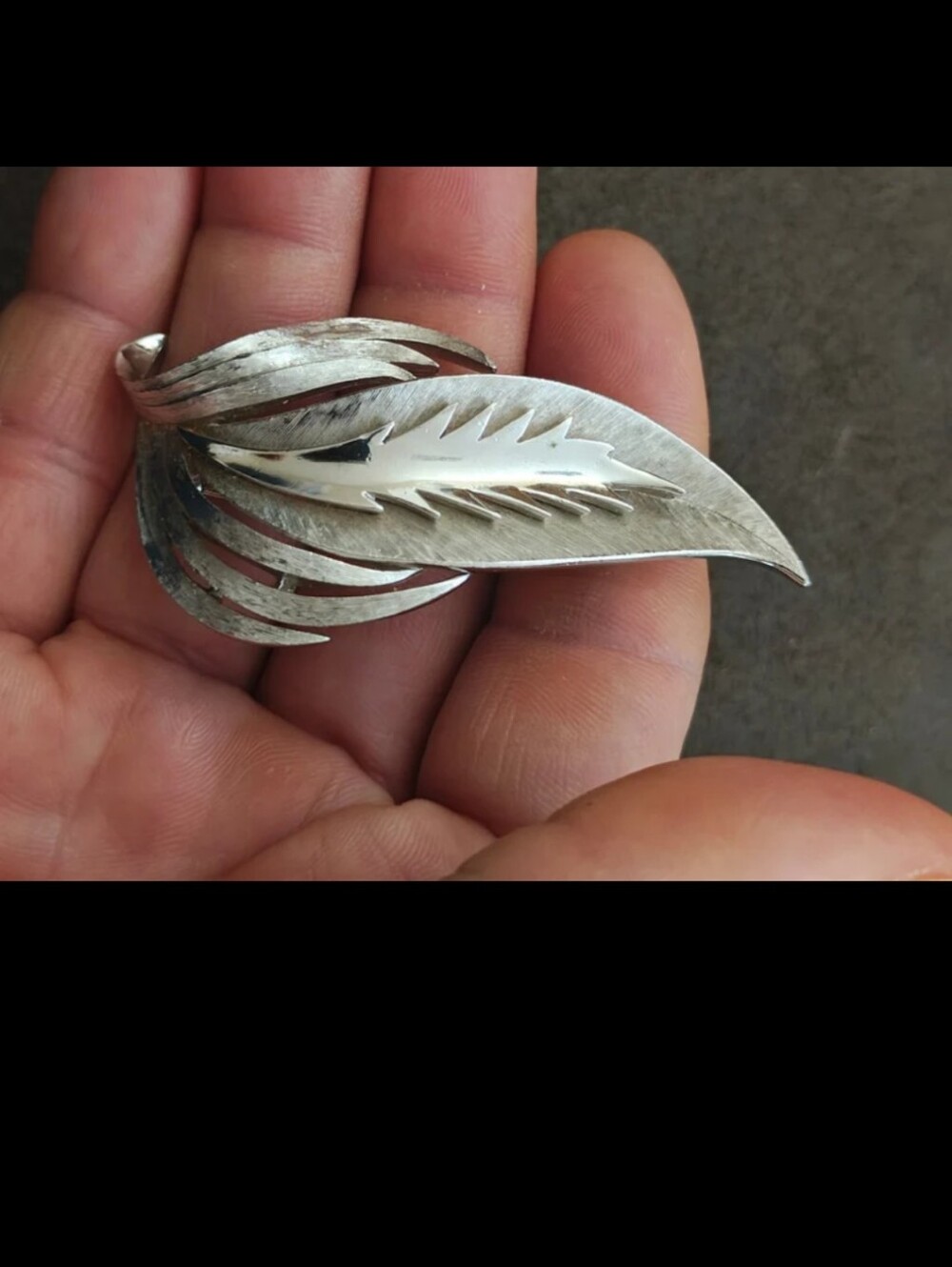1950s/60s Vintage Silver Tone Crown Trifari Stylized Leaf Brooch